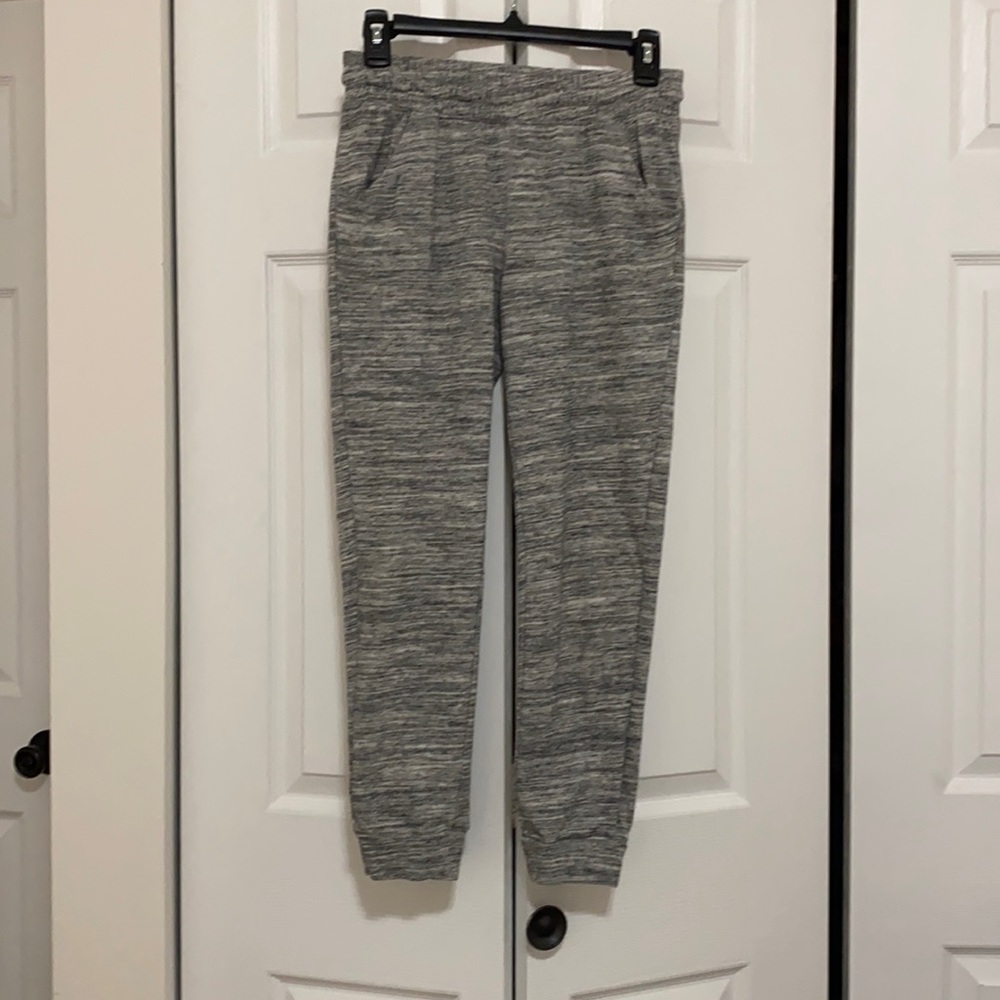 BTS Cat & Jack girls gray sweatpants 10/12